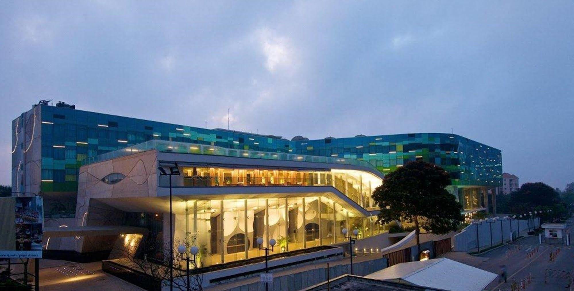 Vivanta Bengaluru, Whitefield Экстерьер фото